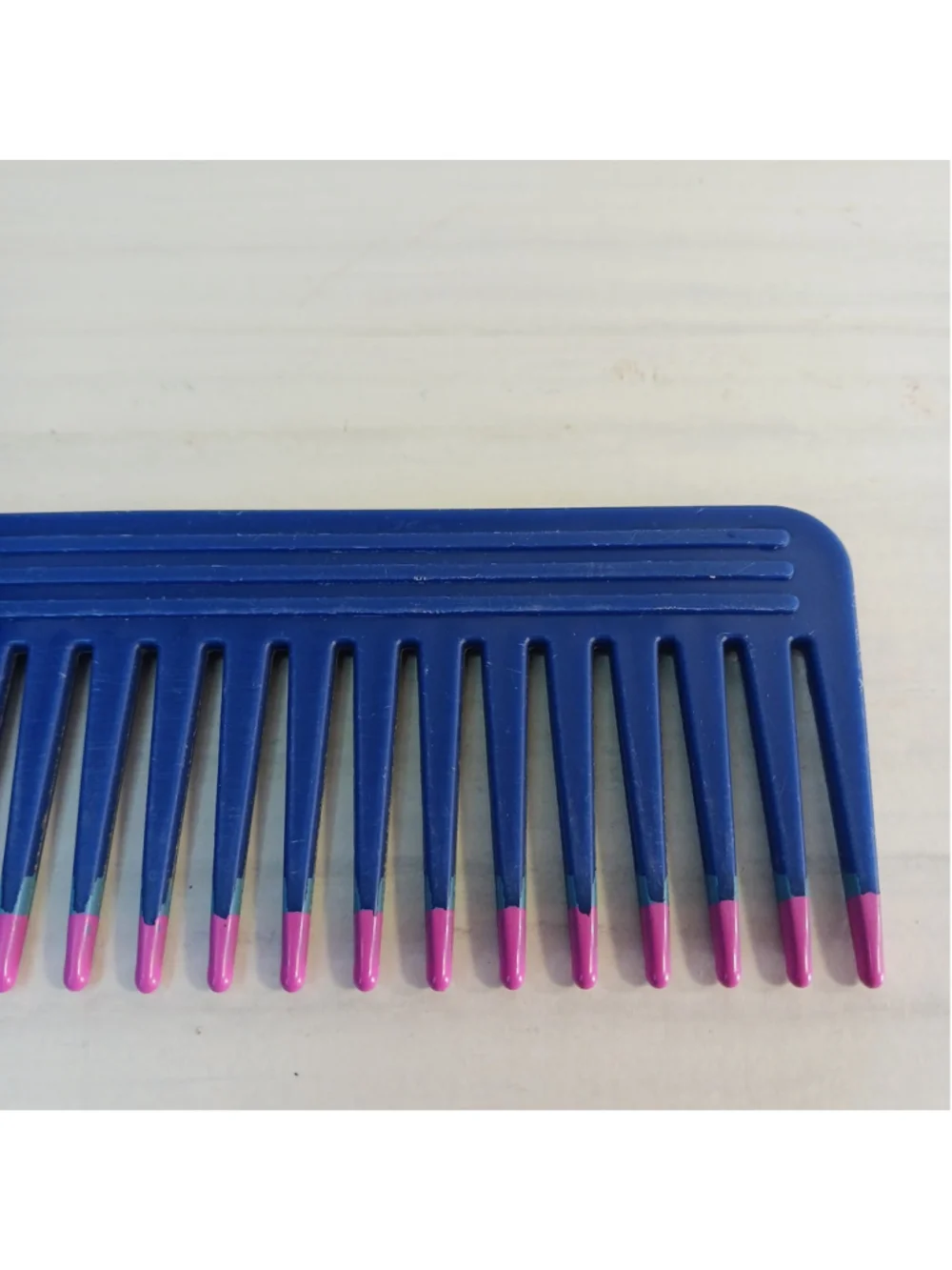 Vtg 80s 90s Mebco Sund Haaren Twice Dipped Wide Tooth Detangling Comb Pink Flaws